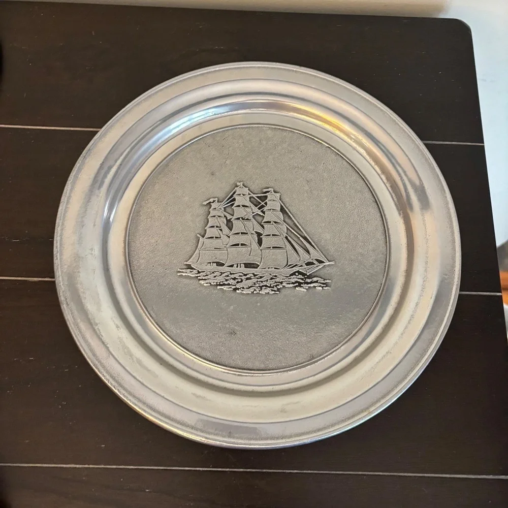 Wilton RWP Armetale Pewter Sailing Ship Plate Columbia PA USA Nautical 10.75 in‎